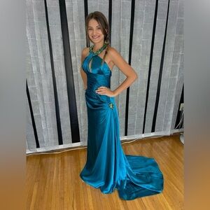 Prom pageant bridal floor length maxi dress nwt